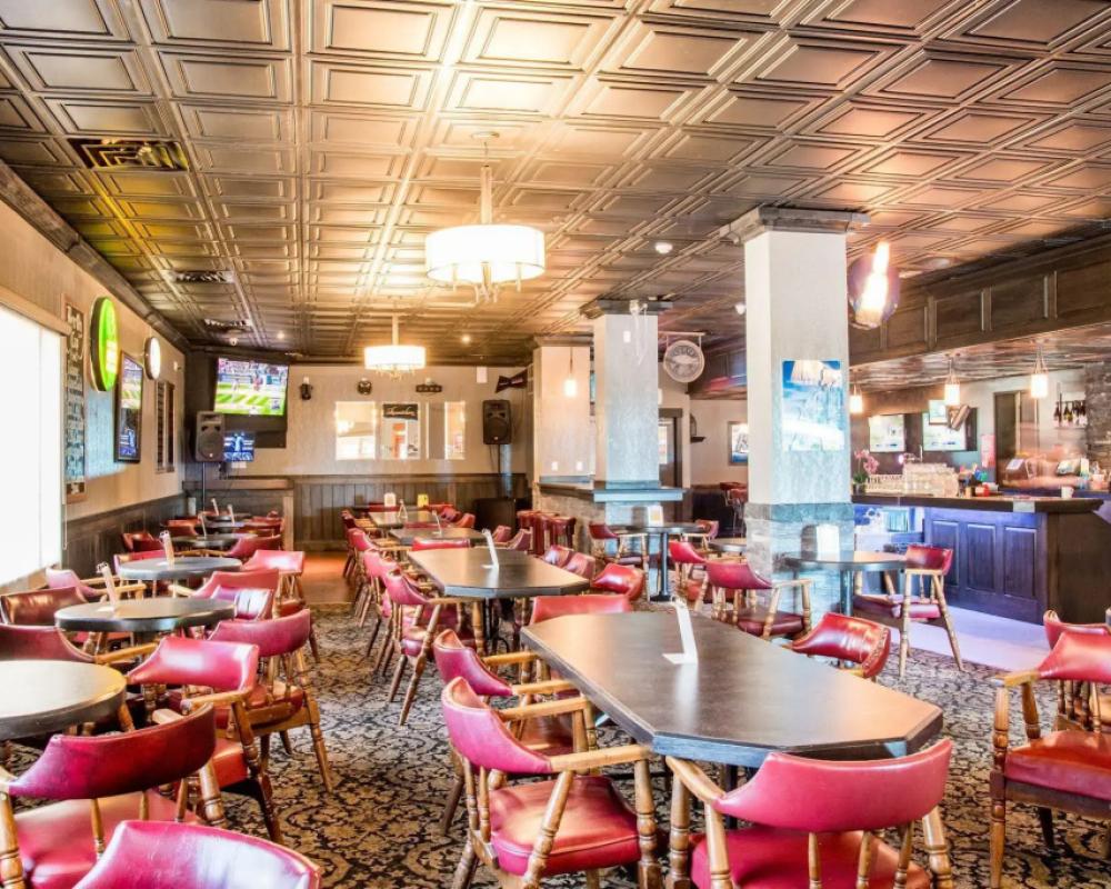 фото Creston Hotel