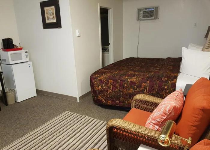 Creston Valley Motel
