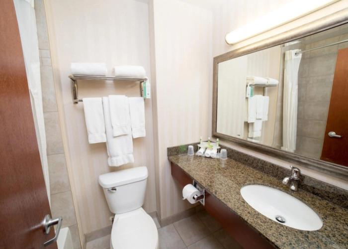 Holiday Inn Express Hotel & Suites Drayton Valley by IHG