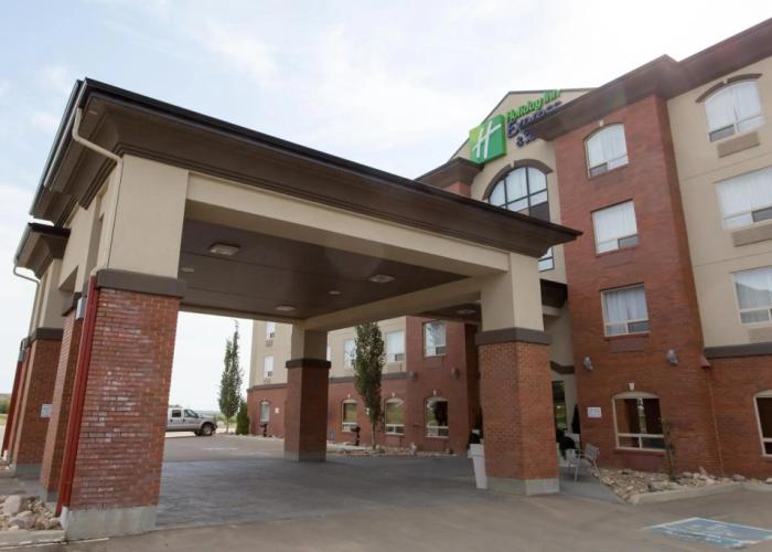 Holiday Inn Express Hotel & Suites Drayton Valley by IHG