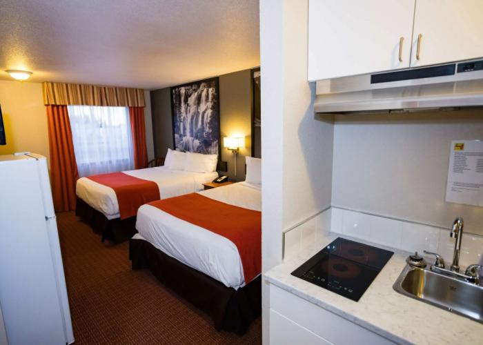 Super 8 by Wyndham Drayton Valley