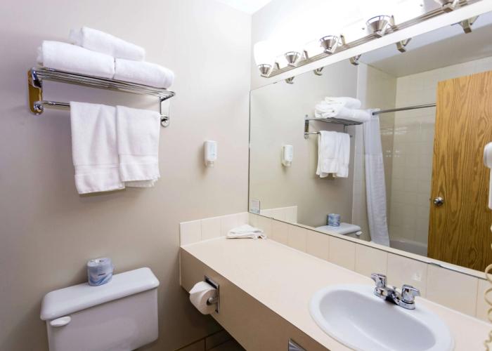 Super 8 by Wyndham Drayton Valley