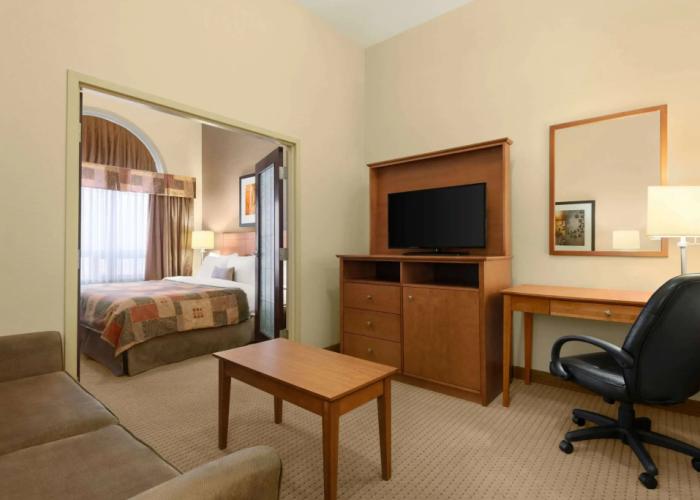 Ramada by Wyndham Drayton Valley