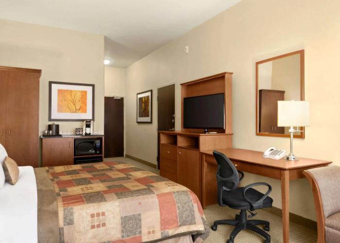 Ramada by Wyndham Drayton Valley