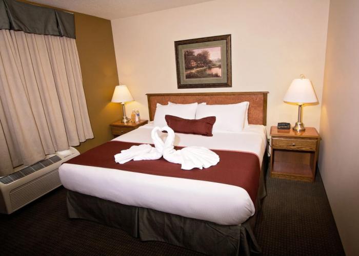 Service Plus Inns & Suites Drayton Valley