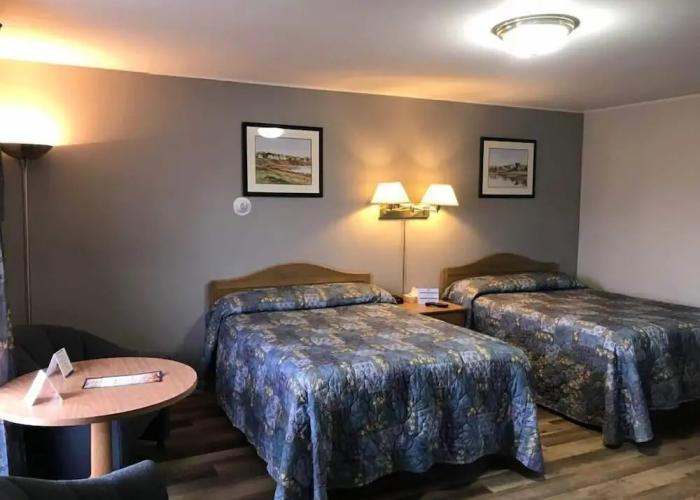 Coastal Inn Kingfisher