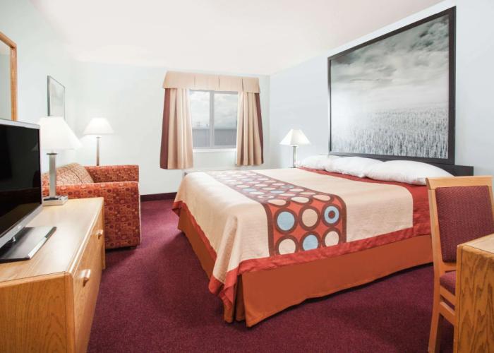 Super 8 by Wyndham Kindersley