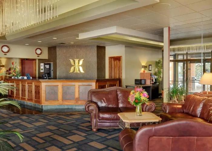 Kindersley Inn
