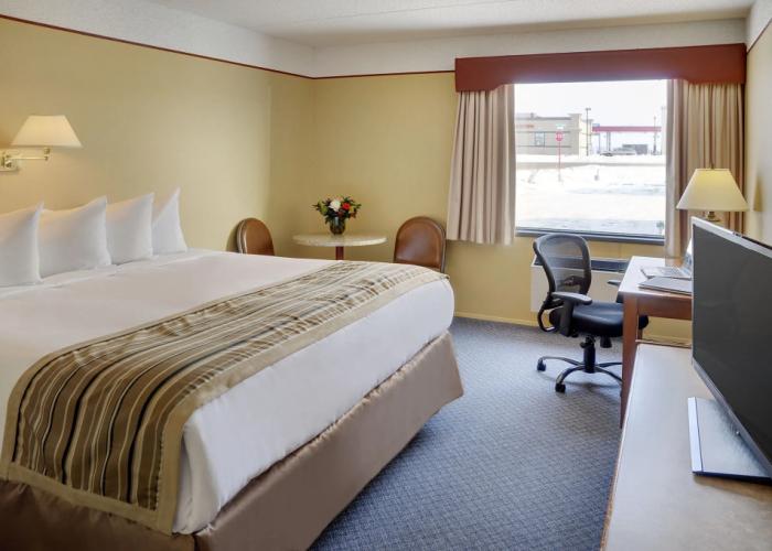 Kindersley Inn