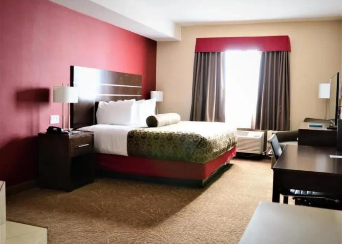 Best Western Plus Kindersley Hotel