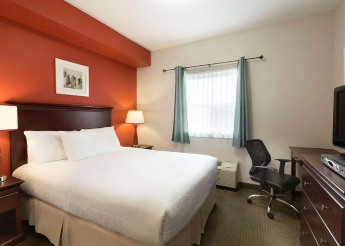 Travelodge by Wyndham Kindersley