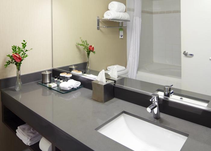 Executive Plaza Hotel Metro Vancouver