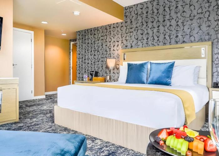 Executive Plaza Hotel Metro Vancouver