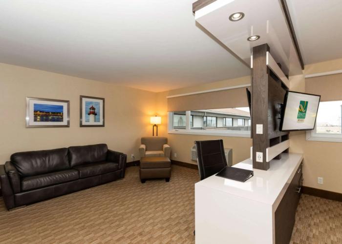 Quality Inn & Suites
