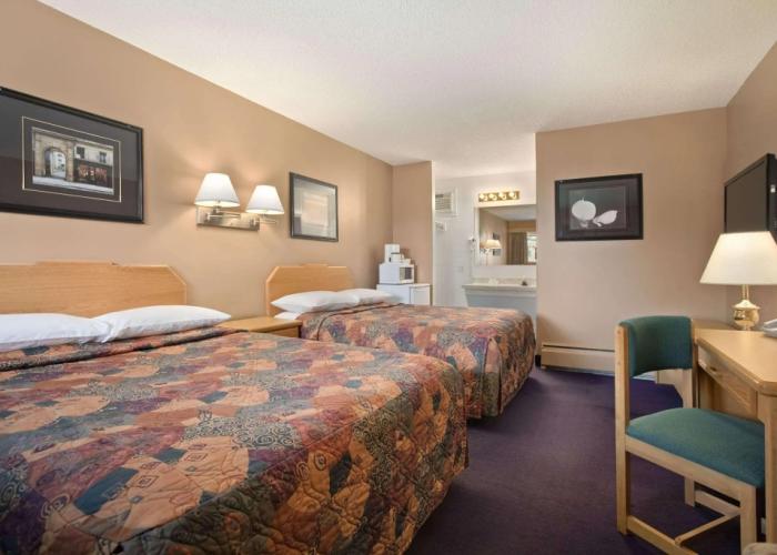 Travelodge by Wyndham Moose Jaw