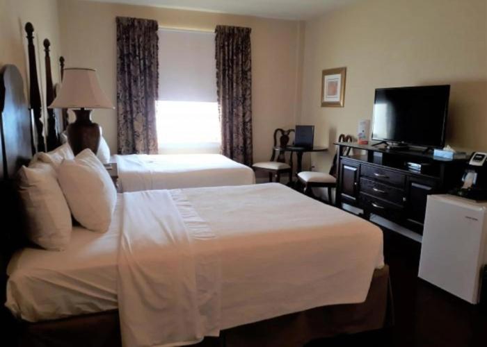 Grant Hall Hotel