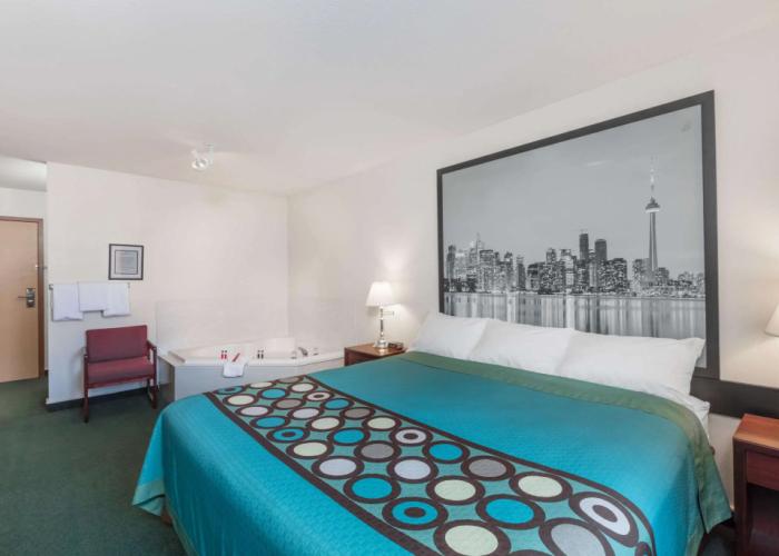 Super 8 by Wyndham Moose Jaw SK