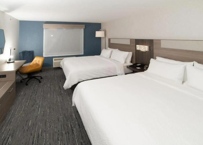 Holiday Inn Express & Suites Moose Jaw, an IHG Hotel