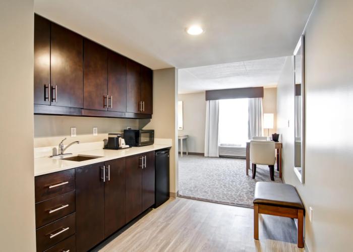 Holiday Inn Express & Suites Oshawa Downtown - Toronto Area by IHG