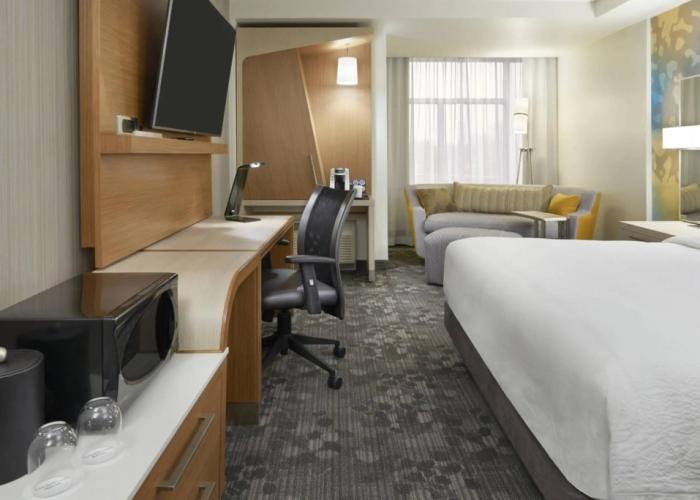 Courtyard by Marriott Oshawa