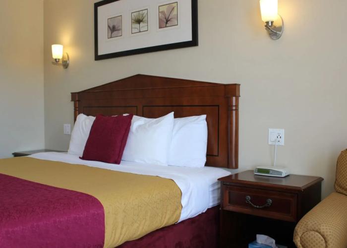 Nights Inn Owen Sound