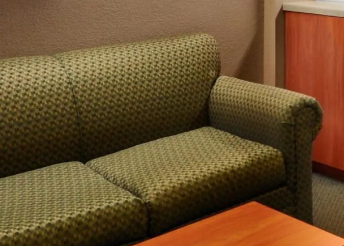 Parry Sound Inn & Suites