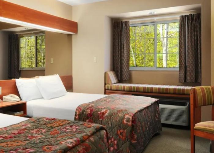 Parry Sound Inn & Suites