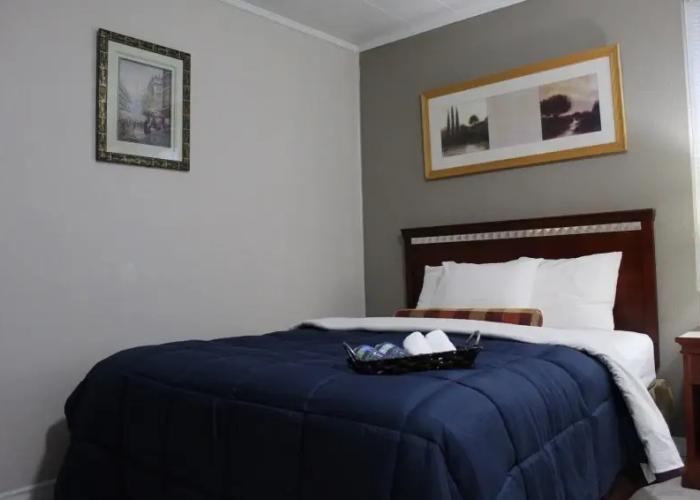 Sunrise Inn