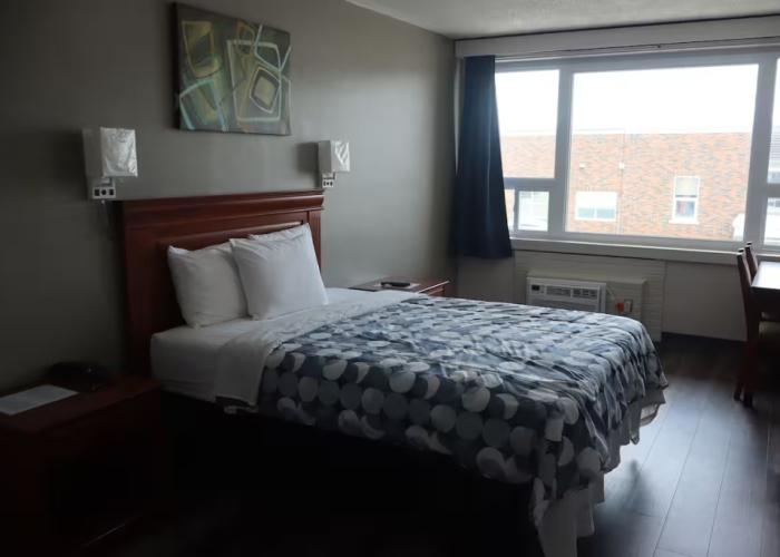 Town Centre Inn - Parry Sound Hotel