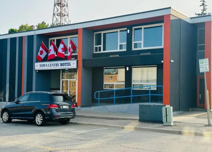 Town Centre Inn - Parry Sound Hotel