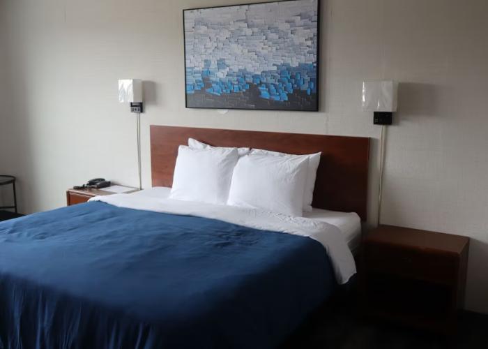 Town Centre Inn - Parry Sound Hotel