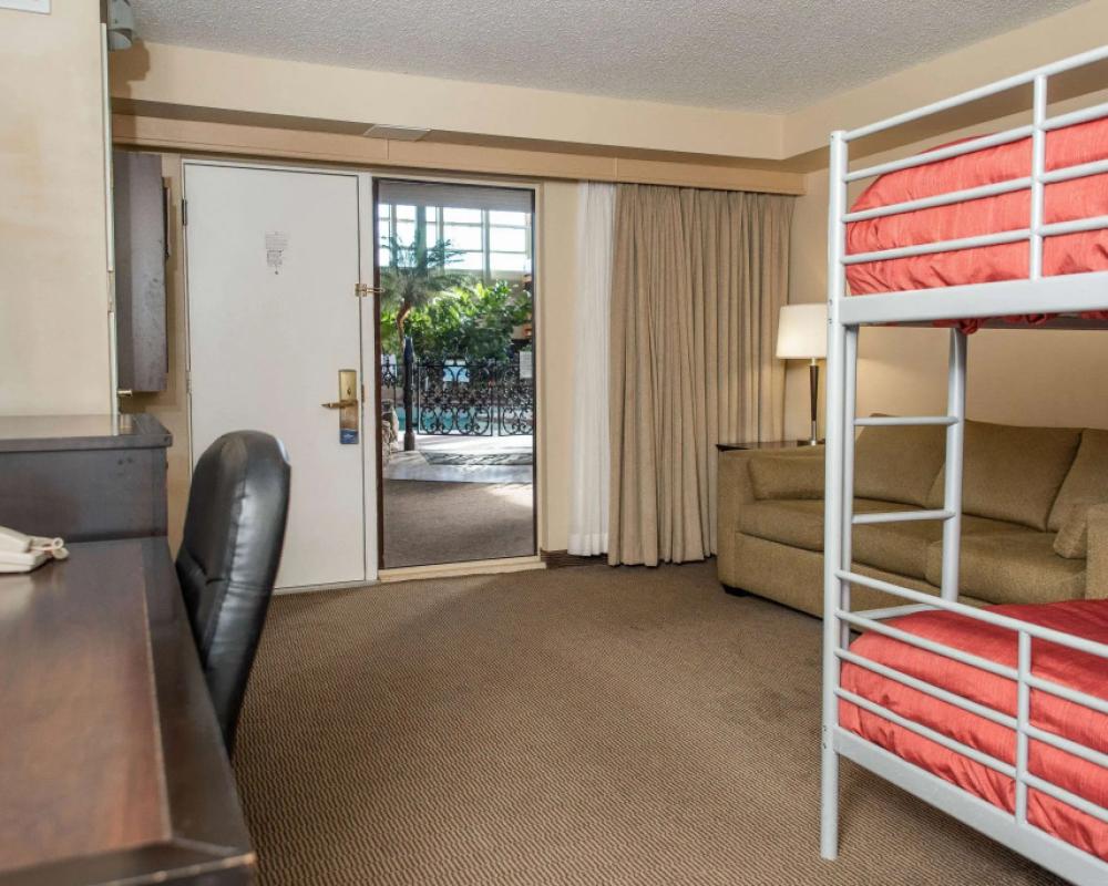 фото Baymont by Wyndham Red Deer