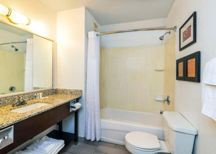 Comfort Inn And Suites