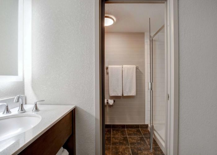 Days Inn & Suites by Wyndham Yorkton
