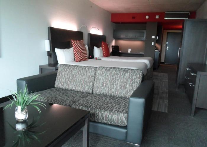 Grand Times Hotel Sherbrooke