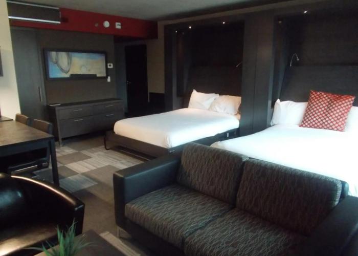 Grand Times Hotel Sherbrooke