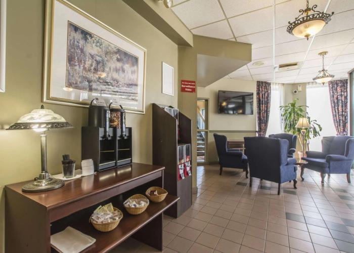Quality Hotel & Suites