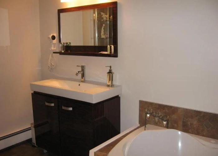Driftwood Heights Bed & Breakfast