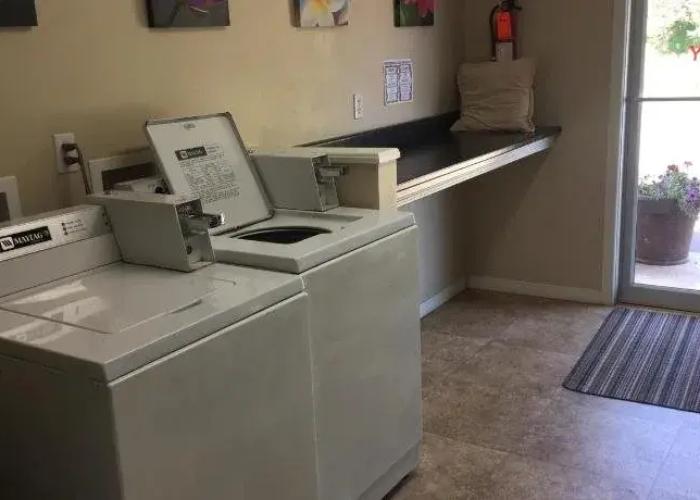 Cairns Motel