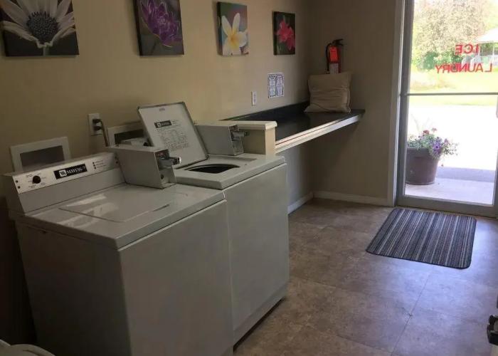 Cairns Motel