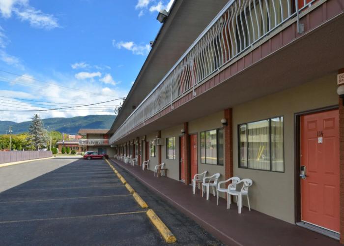 Canadas Best Value Inn & Suites Vernon