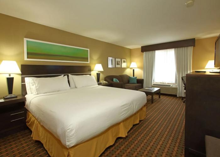 Holiday Inn Express And Suites - Vernon by IHG
