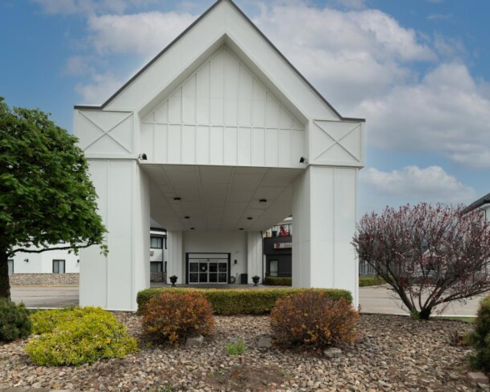 Prestige Vernon Hotel