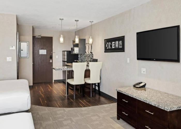 Home Inn & Suites Swift Current