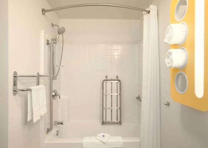 Motel 6 Swift Current, SK