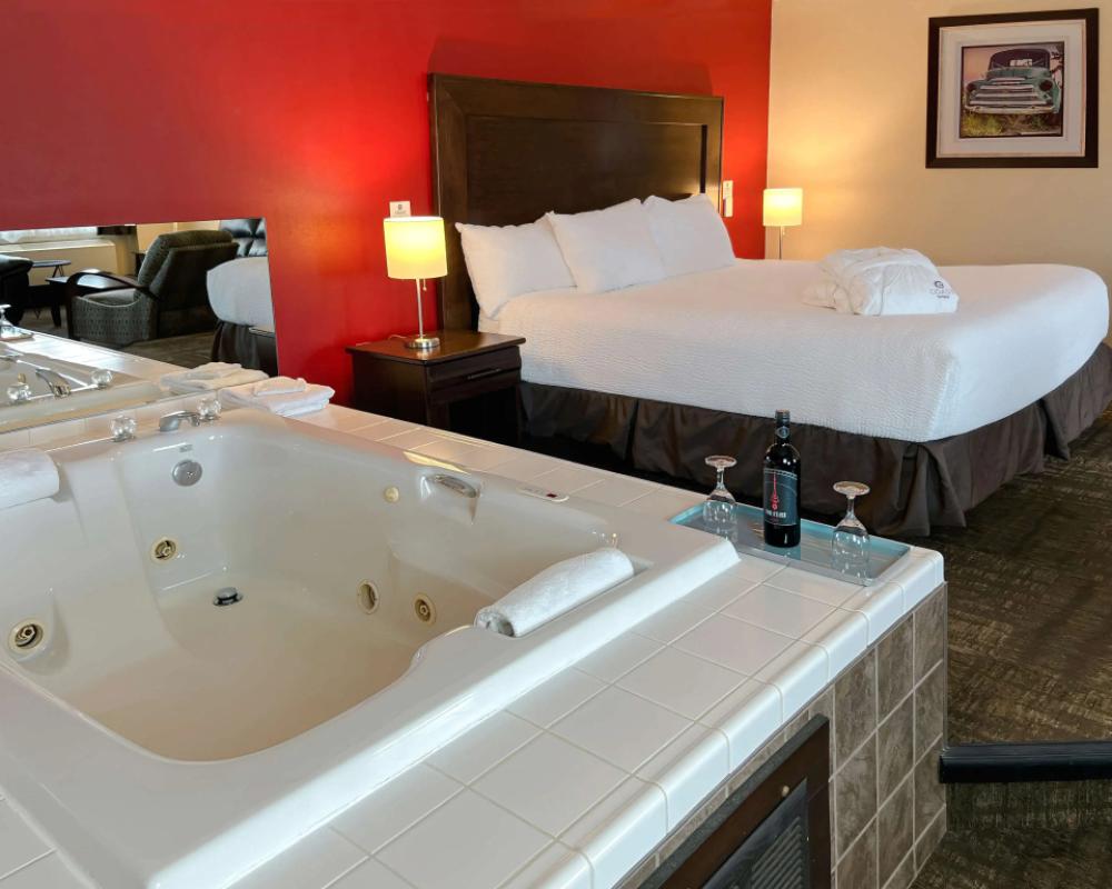 фото Coast Swift Current Hotel