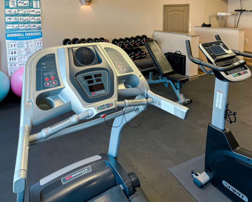 фото Coast Swift Current Hotel