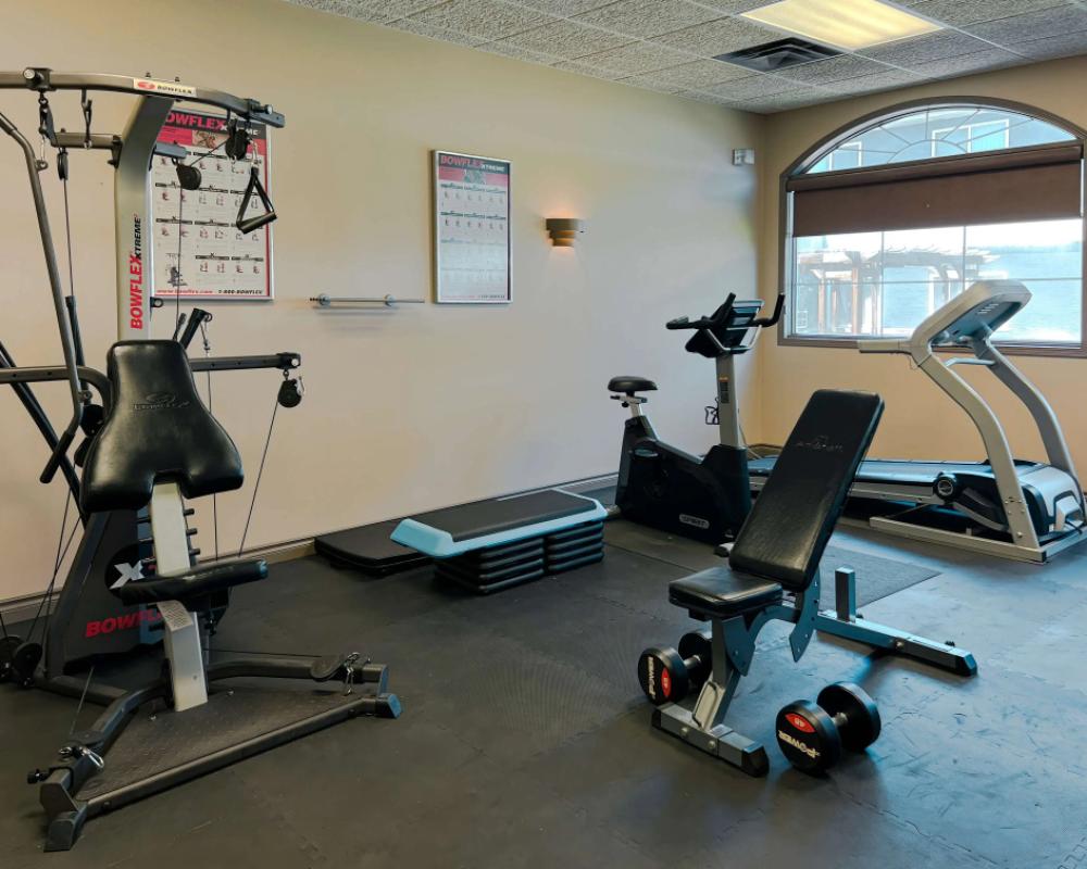 фото Coast Swift Current Hotel