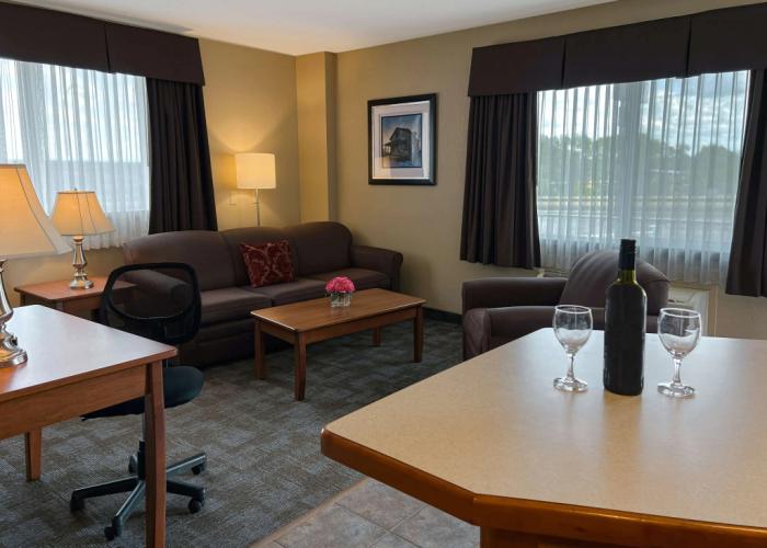 Coast Swift Current Hotel