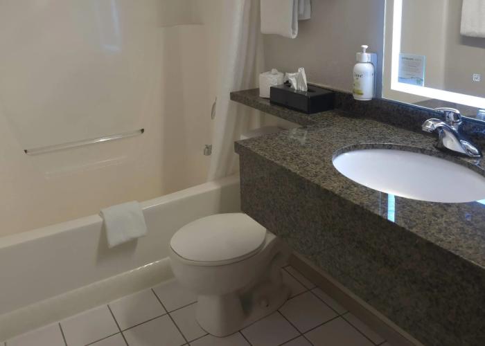 Super 8 by Wyndham Swift Current